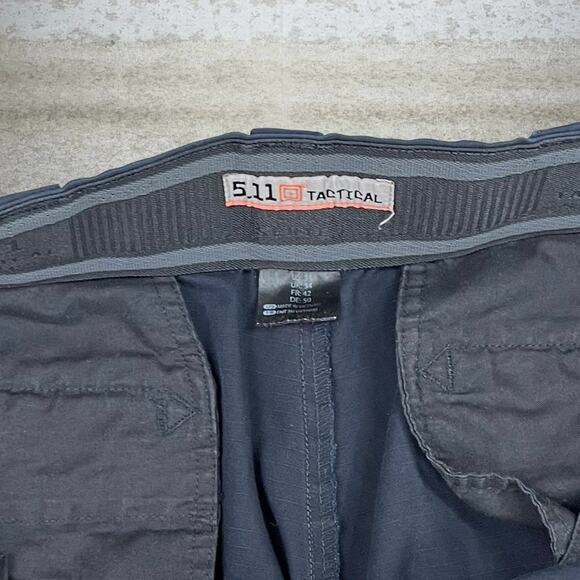 Vintage 5.11 Tactical Pants Navy Blue Baggy Fit Double Knees Cargos Military 90s - Picture 4 of 4